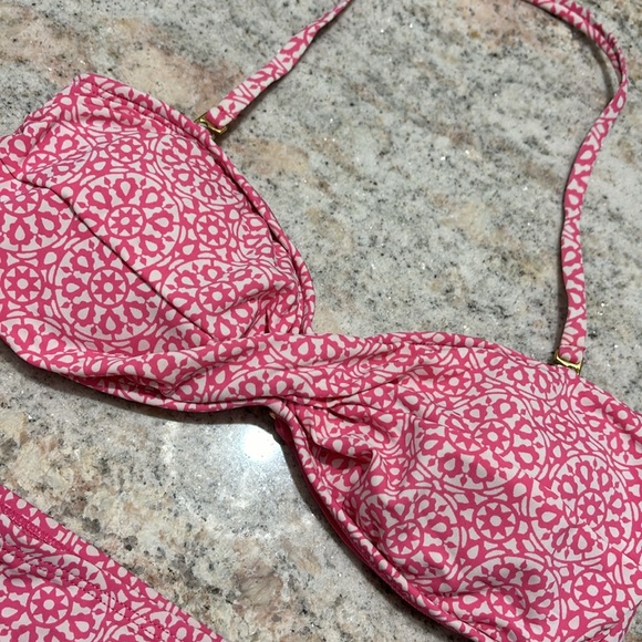 10/$30 Tommy Hilfiger Bikini - Picture 3 of 10